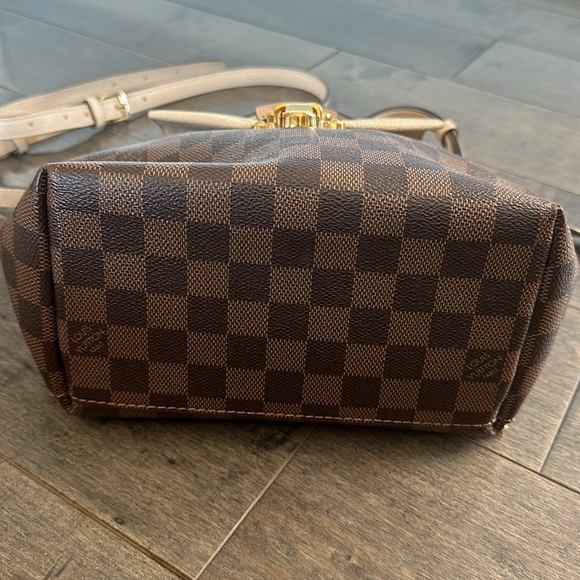 Authentic Louis Vuitton backpack - Picture 3 of 10